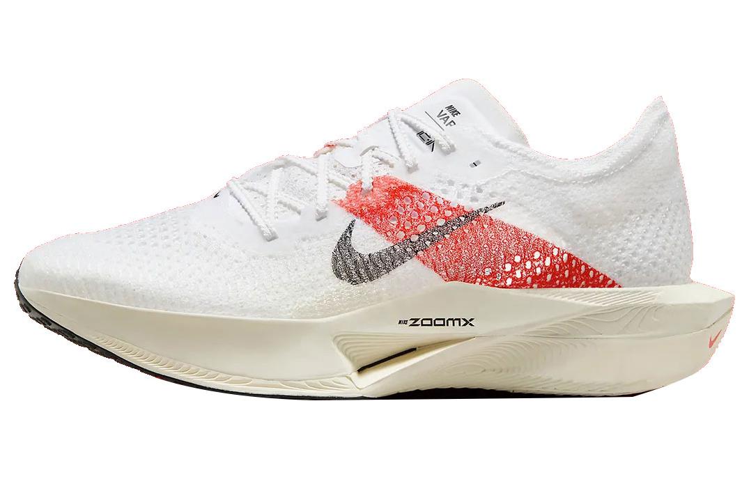 Nike FD6556-100 — side view