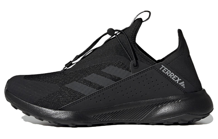 Adidas HP8623 — side view