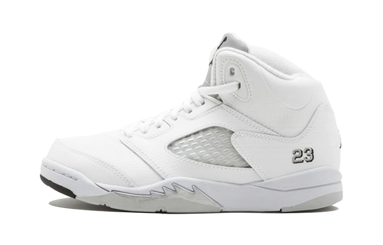 Jordan 440889-130 — side view