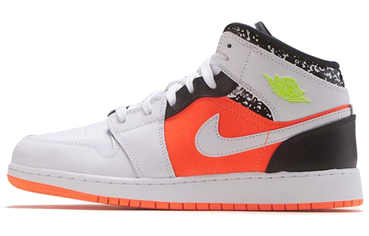 Jordan 554725-870 — side view