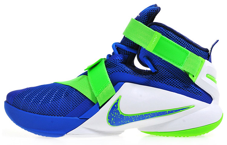 Nike 749420-441 — side view