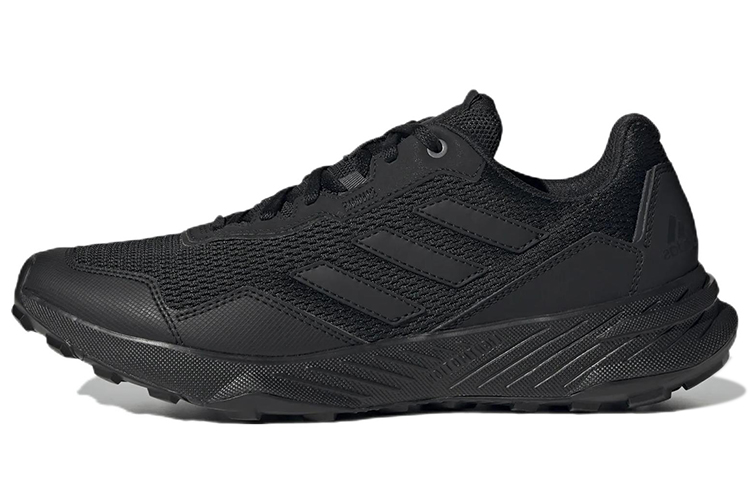 Adidas Q47235 — side view