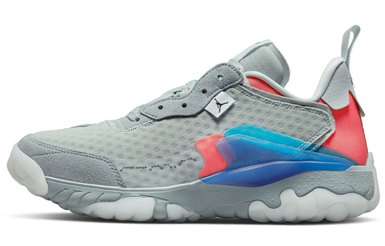 Jordan DJ9843-004 — side view