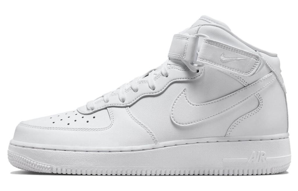 Nike DZ2525-100 — side view