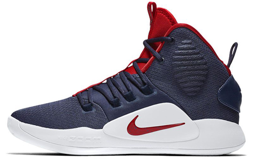 Nike AO7890-400 — side view