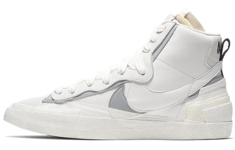 Nike BV0072-100 — side view